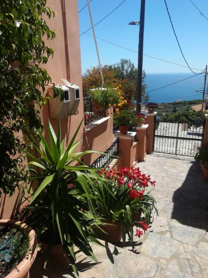 Marios Apartment Lákones Dış mekan fotoğraf